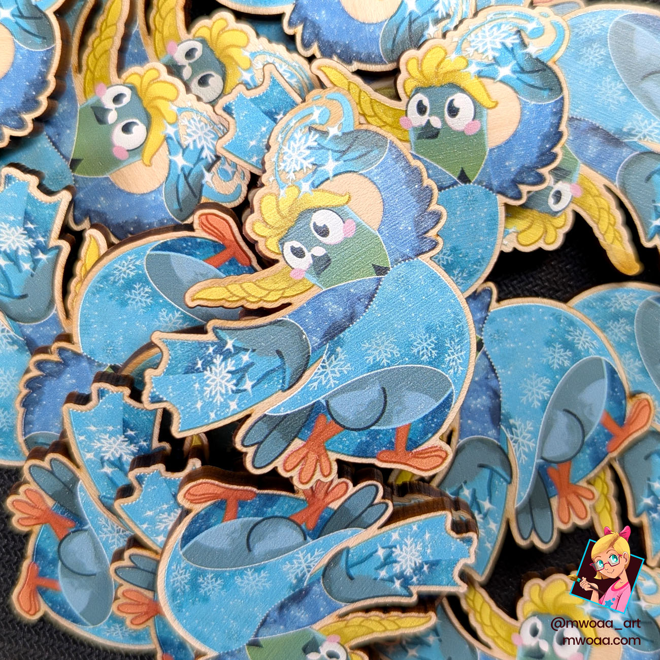 Geek Pigeons, La pigeonne des neiges | Pin's ou Magnet en bois – Image 4