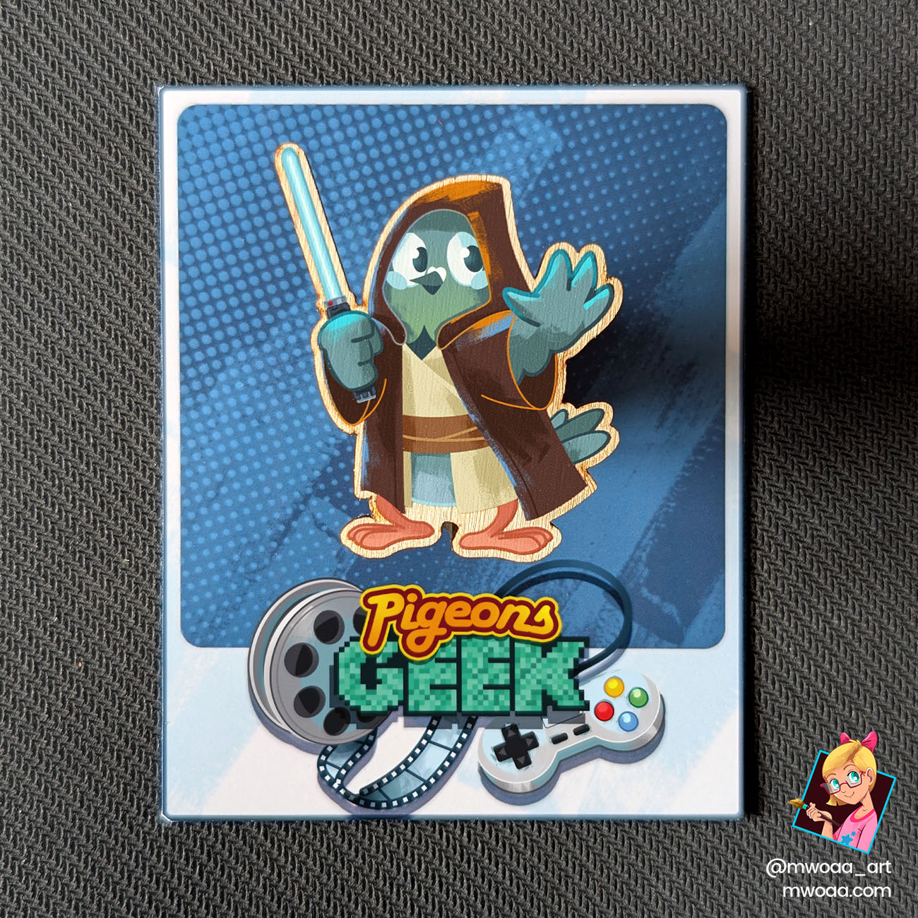 Geek Pigeons, Maître pigeon | Pin's ou Magnet en bois