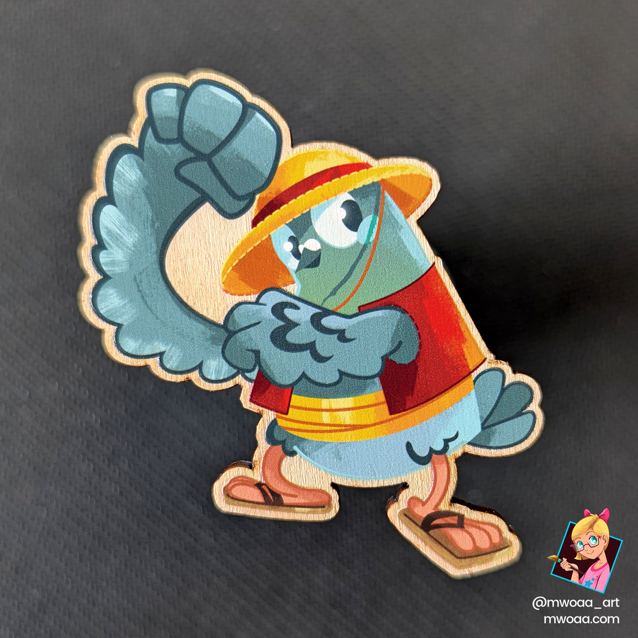 Geek Pigeons, Luffygeon | Pin's ou Magnet en bois – Image 2