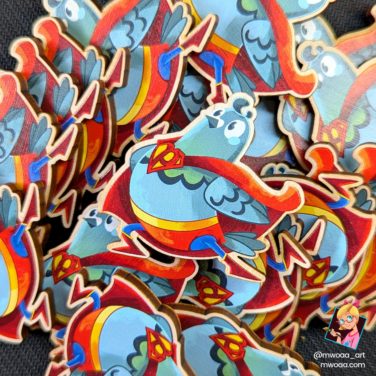 Geek Pigeons, Super pigeon | Pin's ou Magnet en bois – Image 4